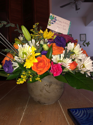 Florist «Enchanted Florist of Ypsilanti MI», reviews and photos, 46 E Cross St, Ypsilanti, MI 48198, USA