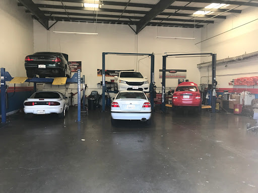 Auto Repair Shop «Roseville Auto Repair And Lube», reviews and photos, 5630 Roseville Rd Suite# B, Sacramento, CA 95842, USA