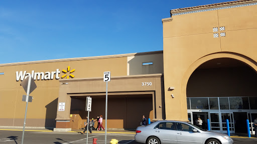 Walmart Visalia