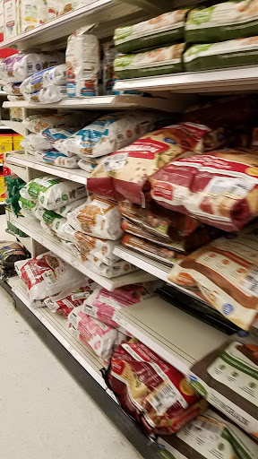 Department Store «Target», reviews and photos, 18855 N Market Pl Dr, Aurora, OH 44202, USA