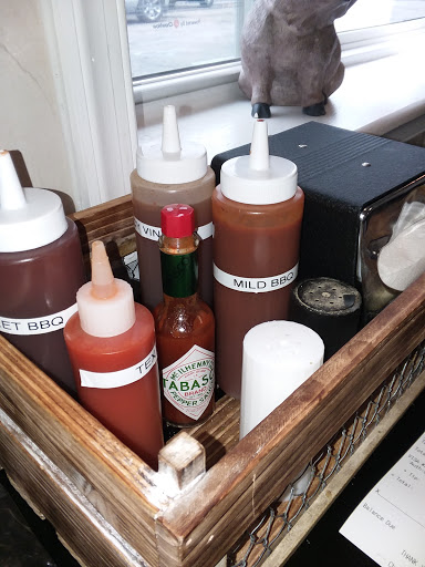 Caterer «Mobile Pig-Nic Catering», reviews and photos, 900 Commonwealth Pl, Virginia Beach, VA 23464, USA