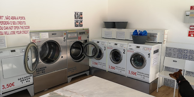 Comentários e avaliações sobre o Lavandaria Laundry Self Service