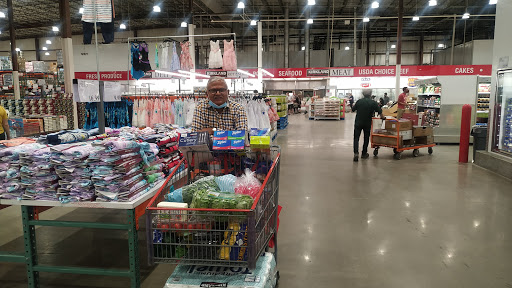 Warehouse store «Costco Wholesale», reviews and photos, 2900 Heartland Dr, Coralville, IA 52241, USA