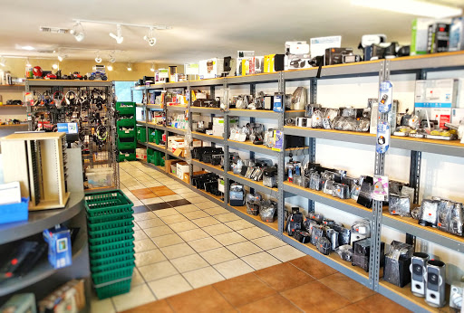 Thrift Store «Goodwill Store - Computer Parts», reviews and photos, 1600 Independence Pkwy, Plano, TX 75075, USA