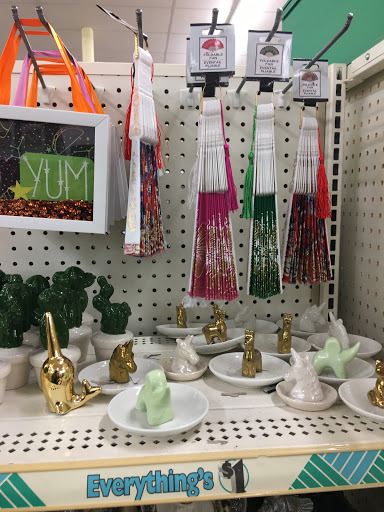 Dollar Store «Dollar Tree», reviews and photos, 8111 Steilacoom Blvd SW, Lakewood, WA 98498, USA
