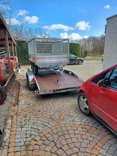 Beoordelingen van Verhuur Van Aanhangwagens en Bandenservice te Aarschot in Aarschot - Autobedrijf Garage