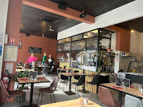 Atmosphère du Restaurant Comptoir des amis à Luynes - Aix en provence - n°5