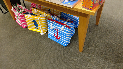 Book Store «Barnes & Noble Booksellers Crocker Park», reviews and photos, 198 Crocker Park Blvd, Westlake, OH 44145, USA