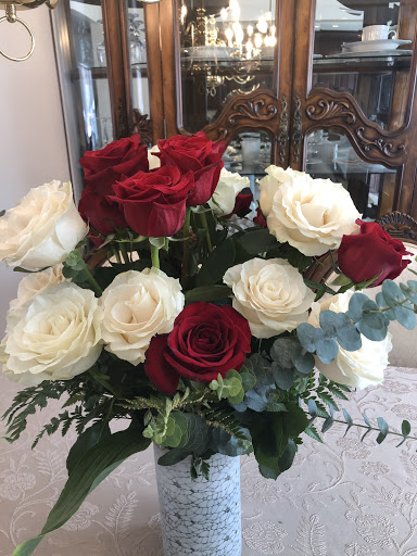 Florist «Vollmann Florist & Gifts», reviews and photos, 630 S Florida Grove Rd, Perth Amboy, NJ 08861, USA