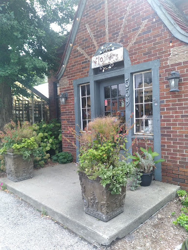 Goldner Walsh Garden and Home, 559 Orchard Lake Rd, Pontiac, MI 48341, USA, 