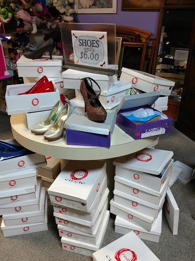 Thrift Store «Freedom Treasures Resale Store», reviews and photos, 7570 Cooley Lake Rd, Waterford Twp, MI 48327, USA