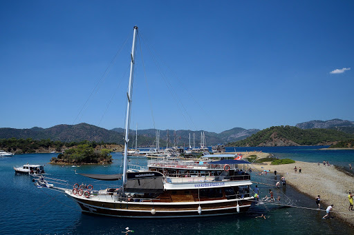 12 Adalar Tekne Turu