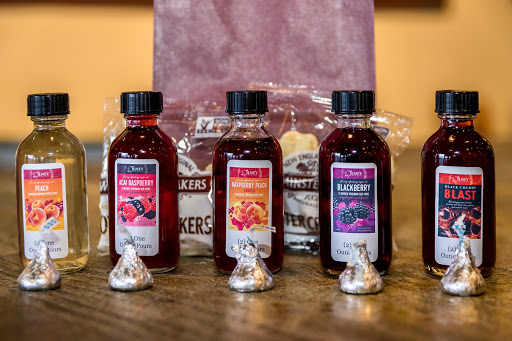 Winery «Olney Winery», reviews and photos, 18127 Town Center Dr, Olney, MD 20832, USA