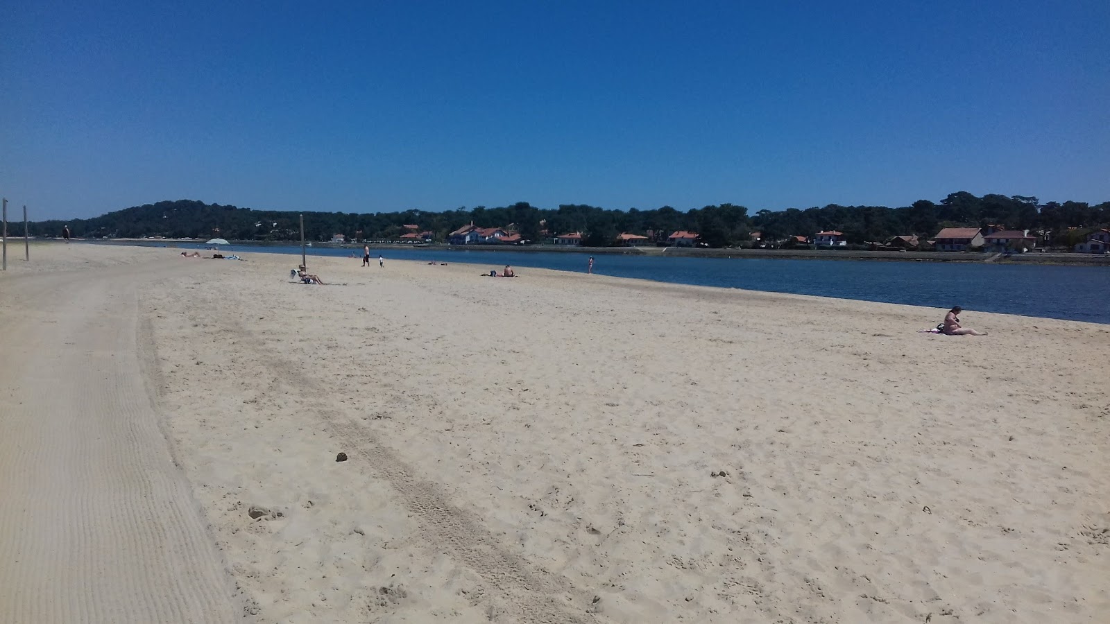 Foto von Plage des Chenes-Lieges und die siedlung