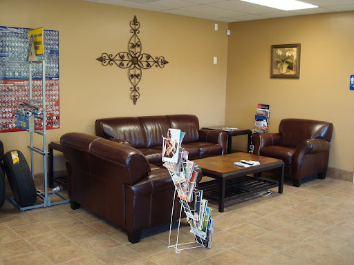 Auto Repair Shop «Elite Auto Service & Repair», reviews and photos, 7311 Spout Springs Rd, Flowery Branch, GA 30542, USA