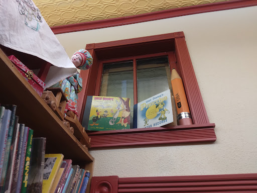 Used Book Store «Thimbleberry Books», reviews and photos, 166 S Central Ave, Marshfield, WI 54449, USA