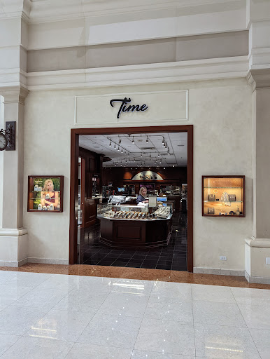 Electronics Store «Abt», reviews and photos, 1200 N Milwaukee Ave, Glenview, IL 60025, USA