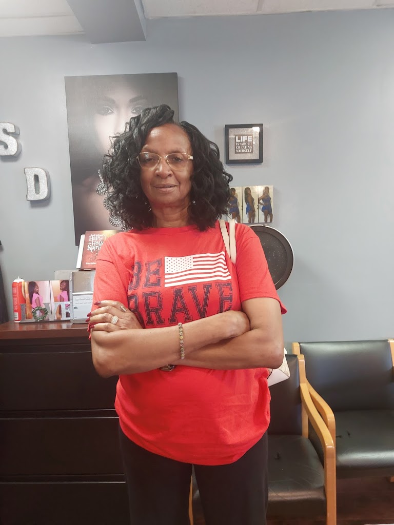 Splendid Designs Hair Salon 60181