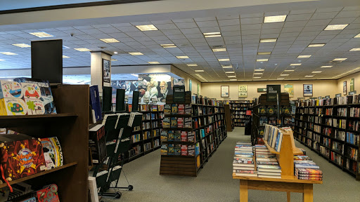 Book Store «Barnes & Noble Bookstores», reviews and photos, 2325 S Stemmons Fwy #401, Lewisville, TX 75067, USA