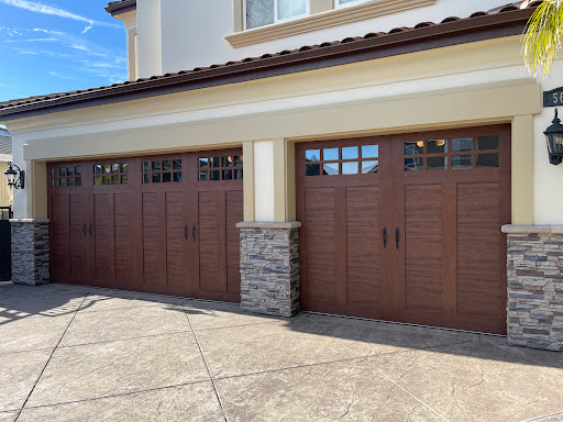 R&Q Overhead Doors image