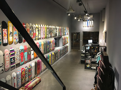 Switch Skate Shop 帥奇滑板店