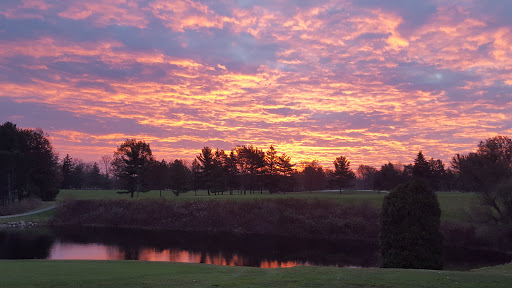 Golf Course «Pine Hills Golf Club», reviews and photos, 433 W 130th St, Hinckley, OH 44233, USA