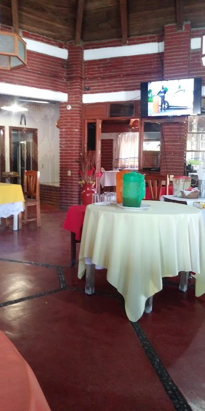 Restaurant Mi Familia - Carretera Panamericana KIlómetro 69, Centro, 70160 Santo Domingo Zanatepec, Oax., Mexico