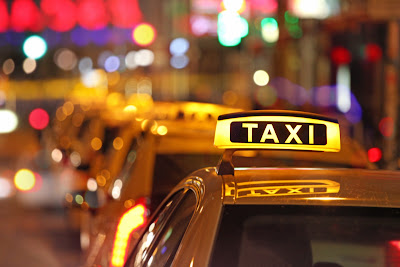 Alesia Taxi à Pouillenay