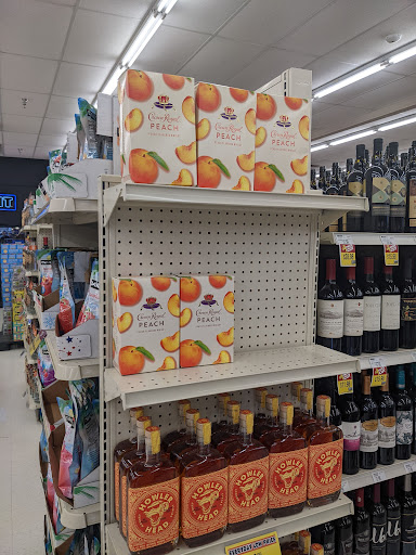 Liquor Store «Cash Wise Liquor», reviews and photos, 3310 US-10, Moorhead, MN 56560, USA