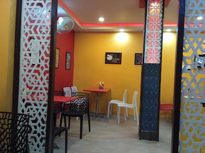 Moozins Pizza - 2 & 3, Ground Floor Alpine Complex Karan Nagar Gole Market Road Karan Nagar Srinagar Jammu and Kashmir, 190010