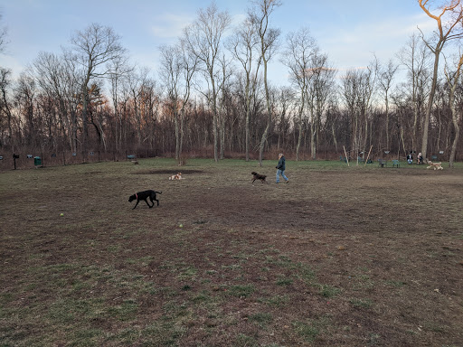 Dog Park «Portsmouth RI Dog Park», reviews and photos, 77 Bradford Ave, Portsmouth, RI 02871, USA