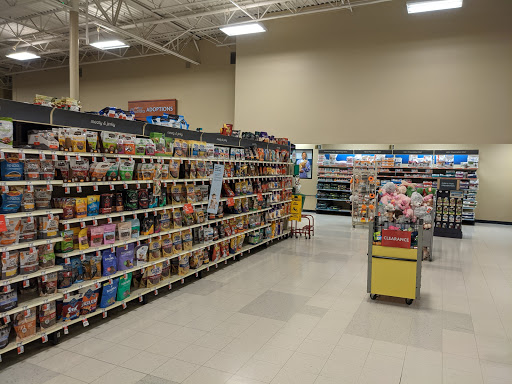 Pet Supply Store «PetSmart», reviews and photos, 1421 Carl D Silver Parkway, Fredericksburg, VA 22401, USA