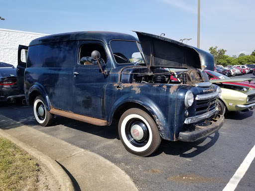 Car Dealer «Suttle Motors», reviews and photos, 12525 Jefferson Ave, Newport News, VA 23602, USA