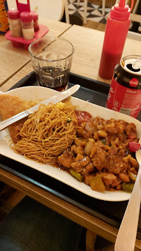 Plats et boissons du Restaurant chinois Le Canard d'Or Express à Versailles - n°4