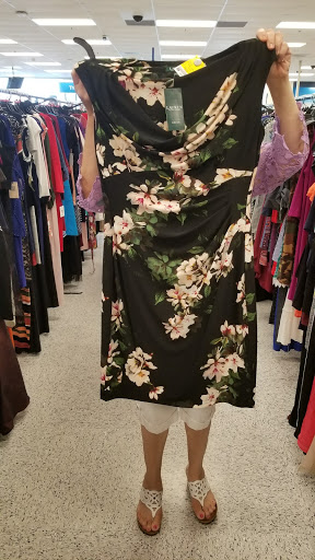 Clothing Store «Ross Dress for Less», reviews and photos, 926 Airport Center Rd, Allentown, PA 18109, USA