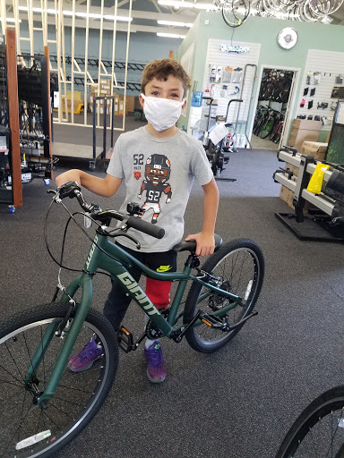 Bicycle Store «Montgomery Cyclery West Chester», reviews and photos, 8975 Cincinnati Columbus Rd, West Chester Township, OH 45069, USA