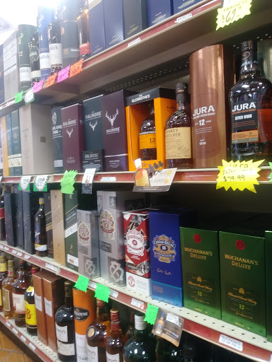 Liquor Store «Stonefield Liquor & Disc Tobacco», reviews and photos, 4801 Wilson Rd, Humble, TX 77396, USA