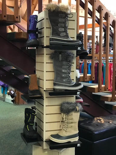 Ski Shop «Northern Ski Works - Ludlow/Okemo», reviews and photos, 10 Main St, Ludlow, VT 05149, USA