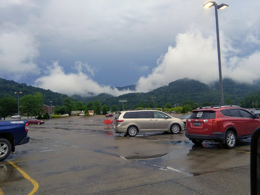 Shopping Mall «Village Center Mall», reviews and photos, 400 Village Center Rd, Harlan, KY 40831, USA