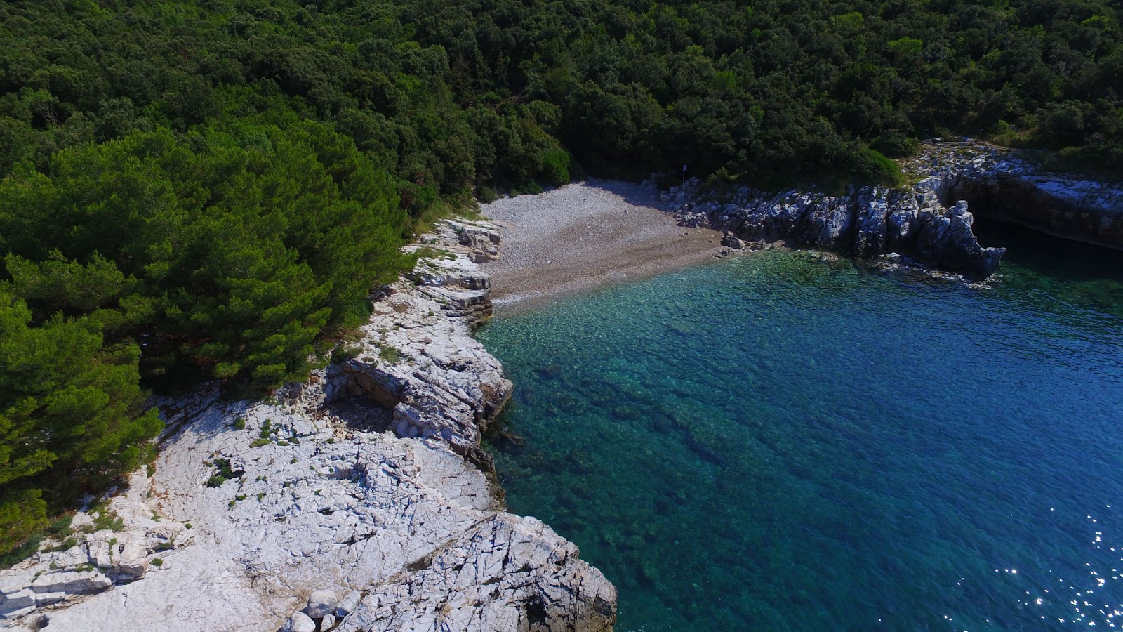 Fotografie cu Pripanje beach cu nivelul de curățenie înalt