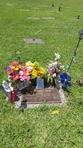 Cemetery «Memorial Plan Miami Memorial Park», reviews and photos, 6200 SW 77th Ave, Miami, FL 33143, USA