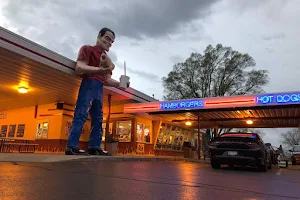 Gus's Drive-In image