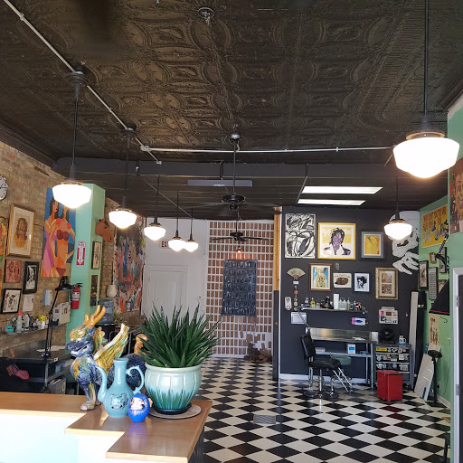 Tattoo Shop «Wild Wind Tattoo», reviews and photos, 1452 N Western Ave, Chicago, IL 60622, USA