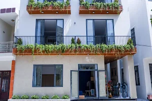 Green Garden Apartment image