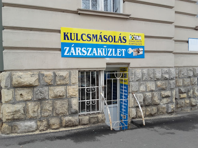 Extra-Zárbolt 2000 Bt. - Sport bolt