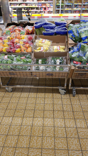 Supermarket «ALDI», reviews and photos, 6111 S Salina St, Syracuse, NY 13205, USA