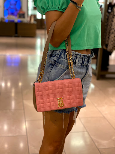 Clothing Store «Burberry Outlet», reviews and photos, 5220 Fashion Outlets Way, Rosemont, IL 60018, USA