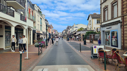 Ricami Veronica à Cabourg