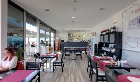 A Gaivota Beach Restaurant Bar
