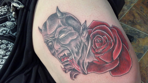 Tattoo Shop «Aces & Eights Tattoo Shop», reviews and photos, 6846 Park Blvd N, Pinellas Park, FL 33781, USA